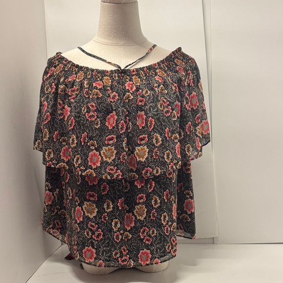 Rebecca Minkoff Black Ghiradelle Floral Top tag size XS 19” pit-to-pit. - Picture 1 of 8